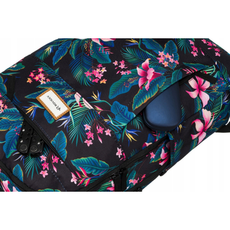 Sokzsebes Női hátizsák divatos mintában