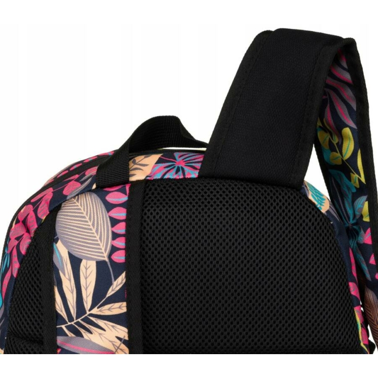 Sokzsebes Női hátizsák divatos mintában