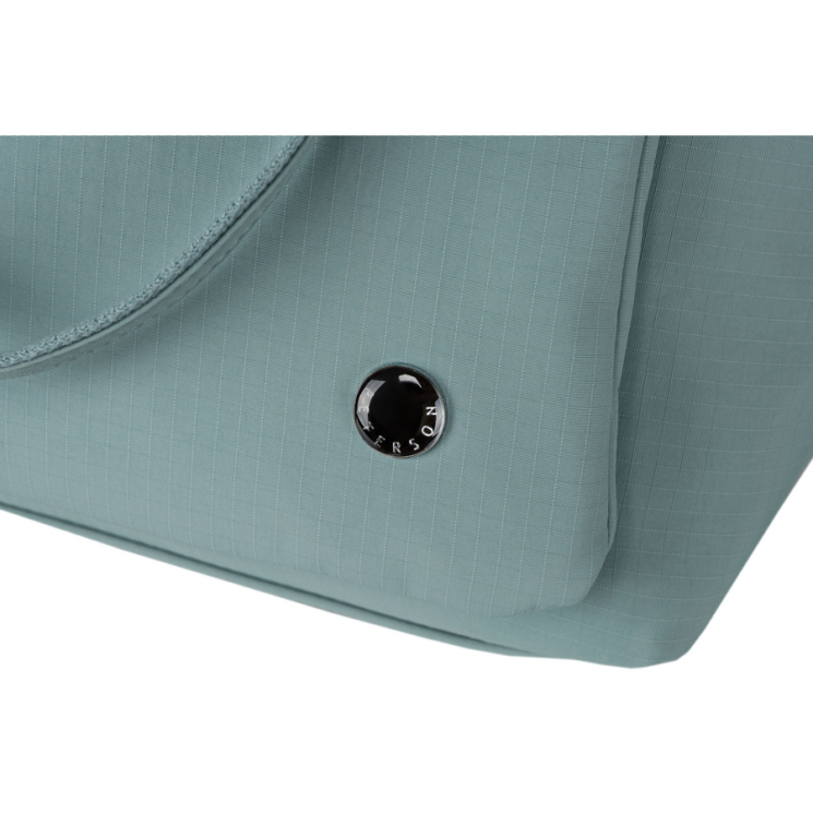 Stílusos női válltáska farmerkék színben