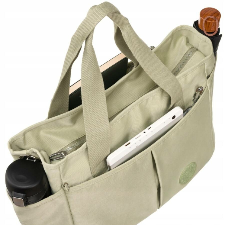 Nagyméretű női válltáska hosszúpánttal