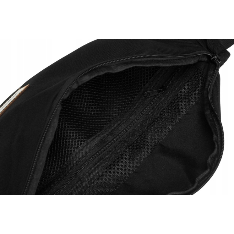 Tágas női övtáska divatos mintával