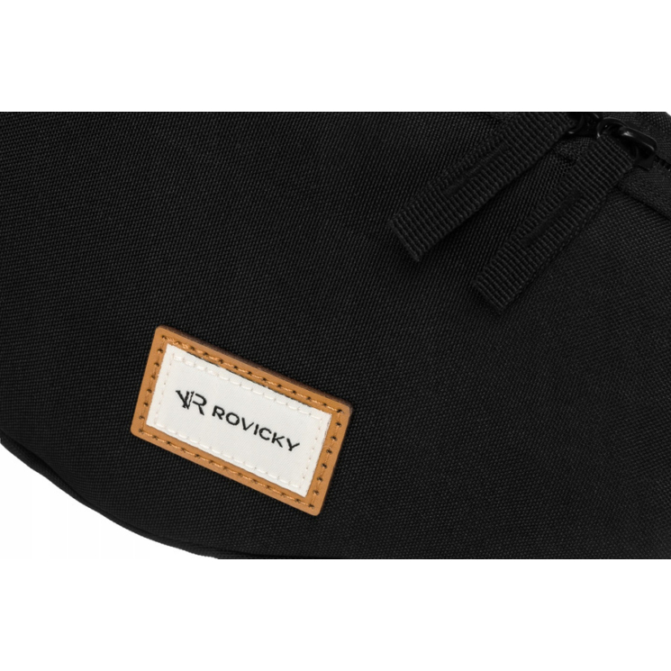 Tágas női övtáska divatos mintával