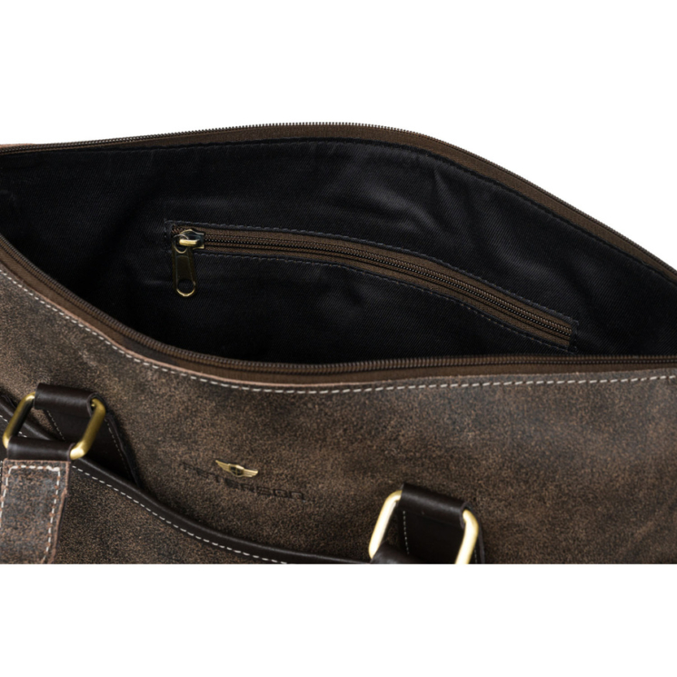 Valódi bőr üzleti táska laptoptartóval fekete színben