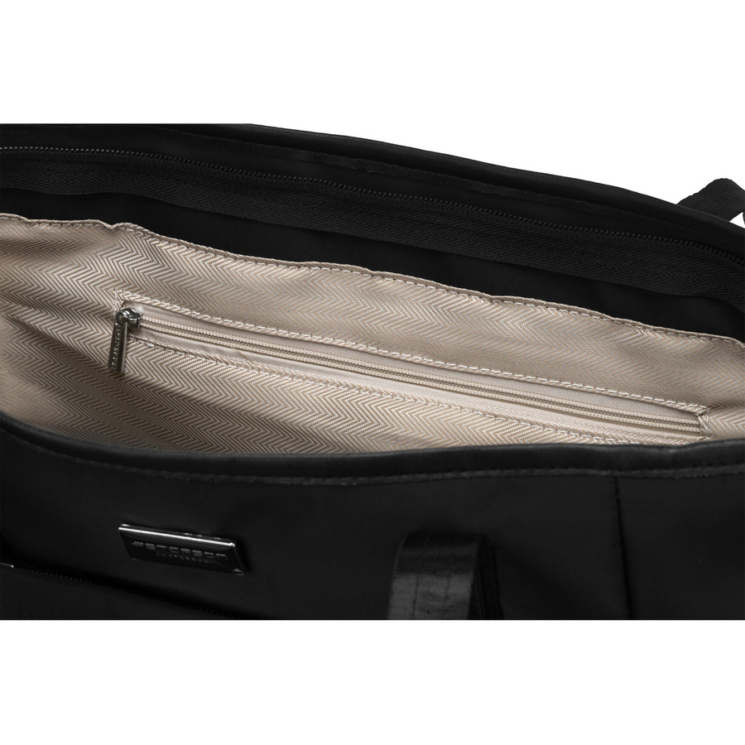 Stílusos női válltáska fekete színben