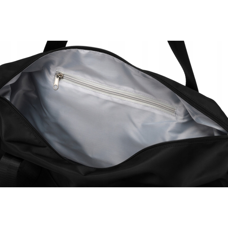 Bővíthető Sporttáska/Utazótáska fekete színben Wizzair méretű 40 x 30 x 20 cm