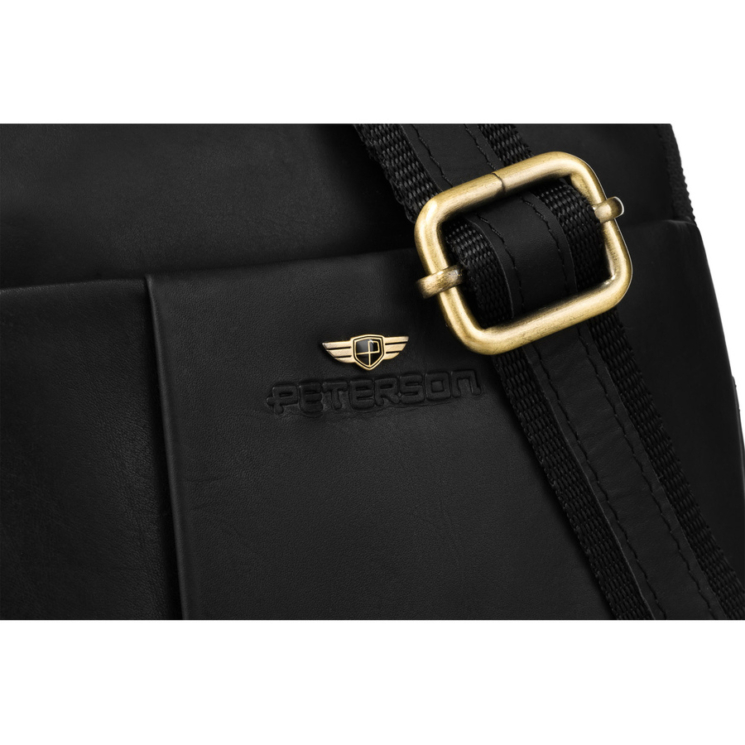 Valódi Bőr Peterson Férfi Oldaltáska fekete színben