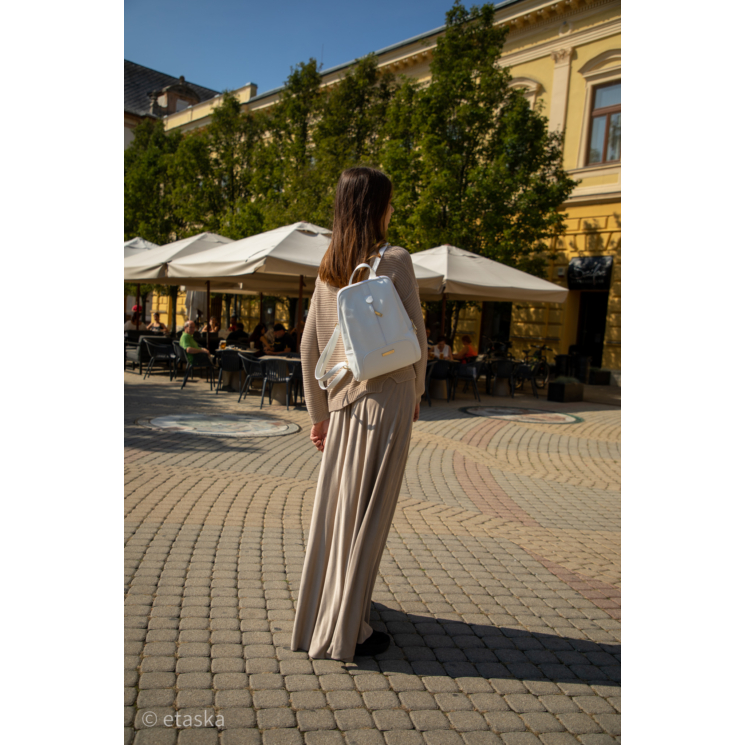 Valódi bőr női hátizsák fehér színben