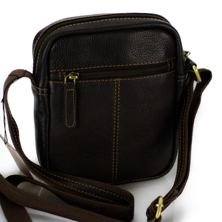 RO-5391 Rosme válltáska fekete színben