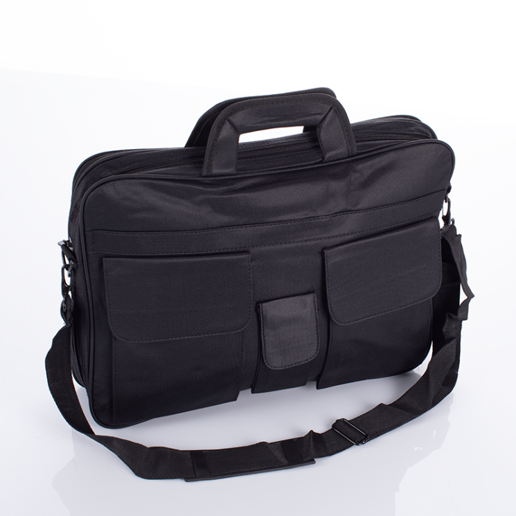 Fekete üzleti táska 17 