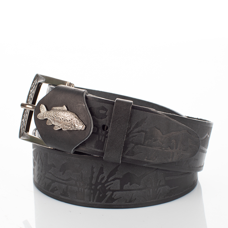 Horgász öv ponty mintával fekete színben 110 cm