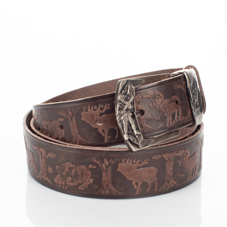 Vadász öv szarvas mintával barna színben 135 cm-től 90 cm -ig