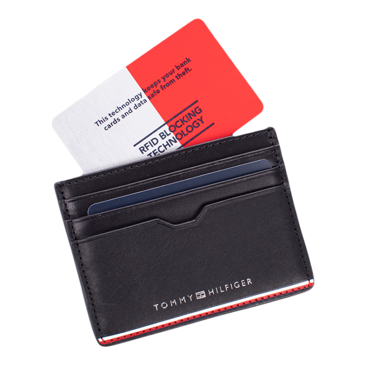 Tommy Hilfiger valódi bőr kártyatartó fekete színben RFID védelemmel