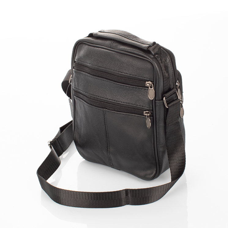 Valódi bőr férfi oldaltáska fekete színben
