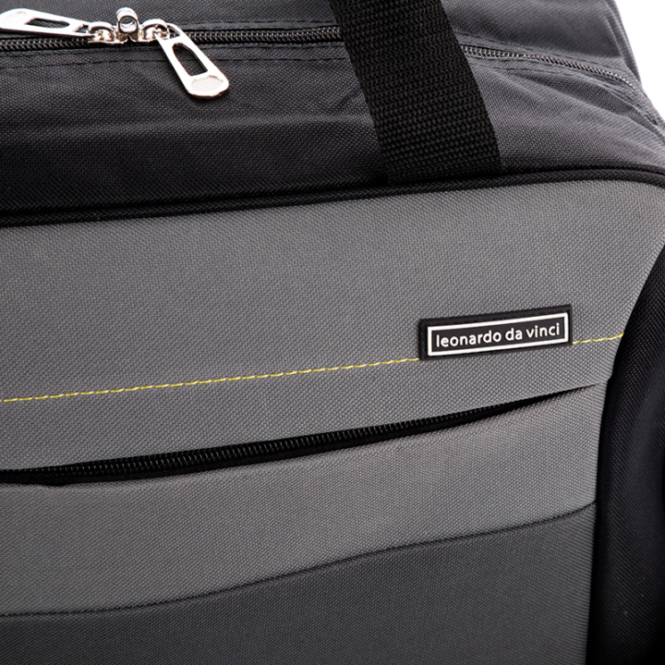 Leonardo Da Vinci  fedélzeti táska WIZZAIR ingyenes méret 40 x 30 x 20 cm