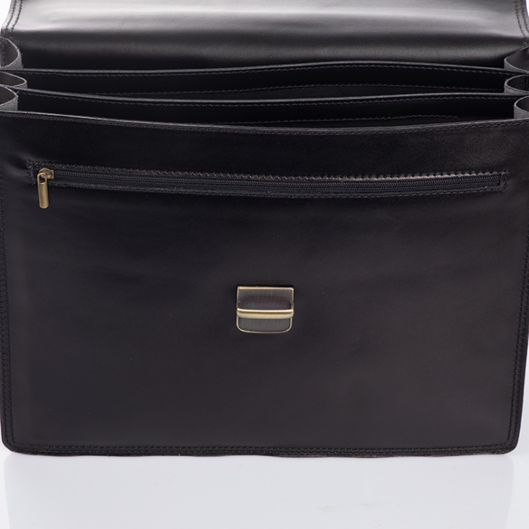 Valódi bőr nagyméretű aktatáska fekete színben