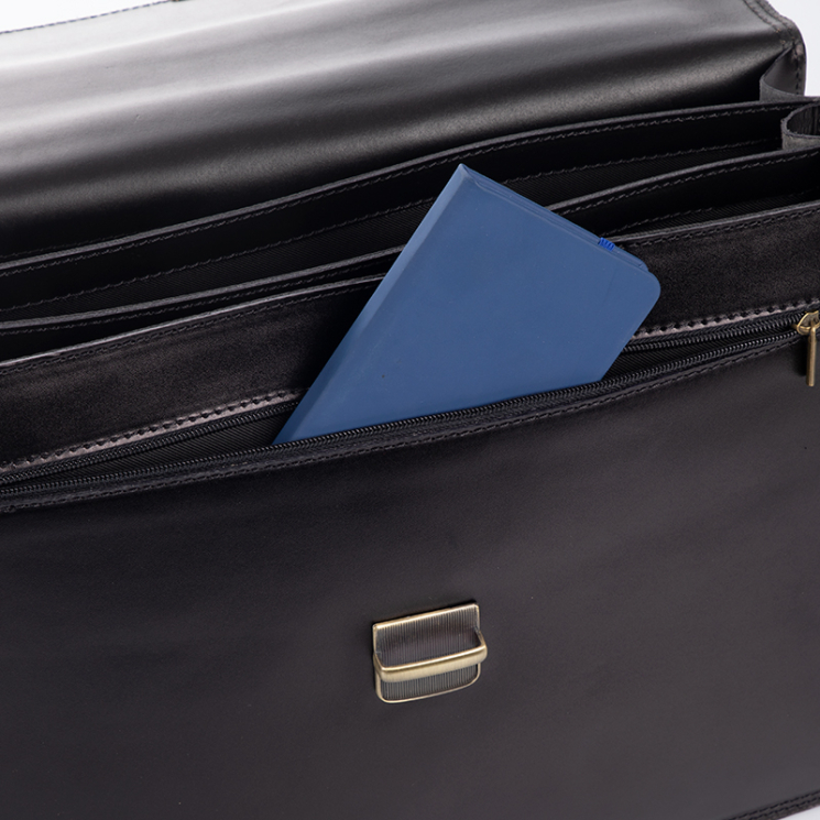 Valódi bőr nagyméretű aktatáska fekete színben