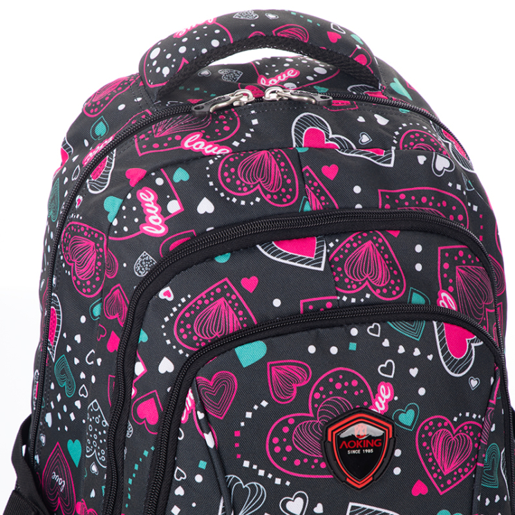 Gurulós fekete-pink iskolatáska LOVE mintával