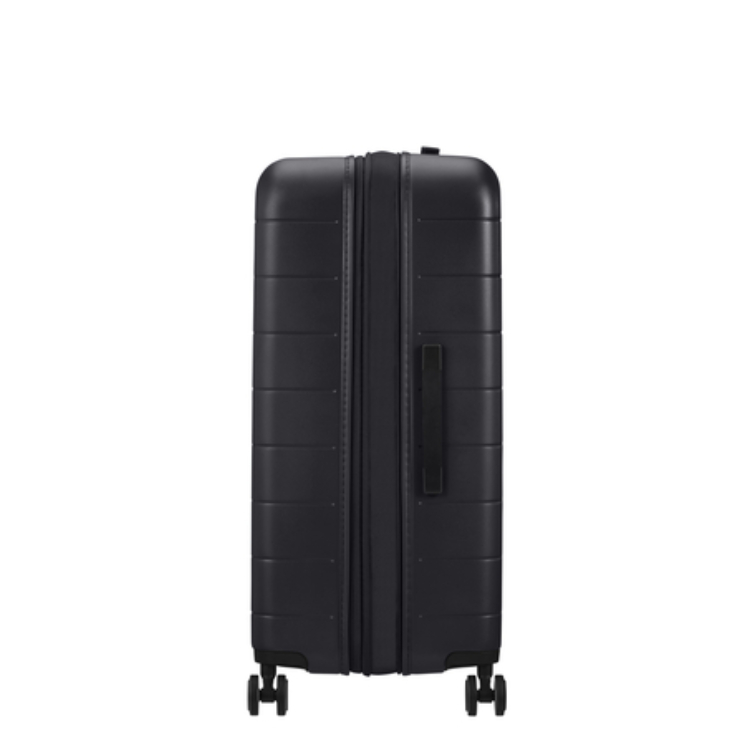 American Tourister Novastream bővíthető Spinner bőrönd 77 fekete