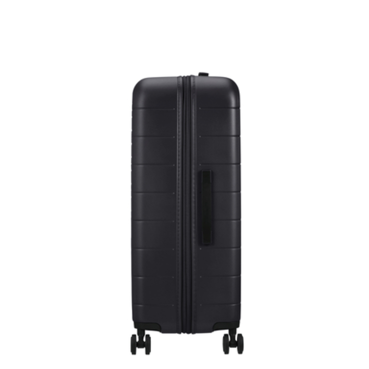 American Tourister Novastream bővíthető Spinner bőrönd 77 fekete