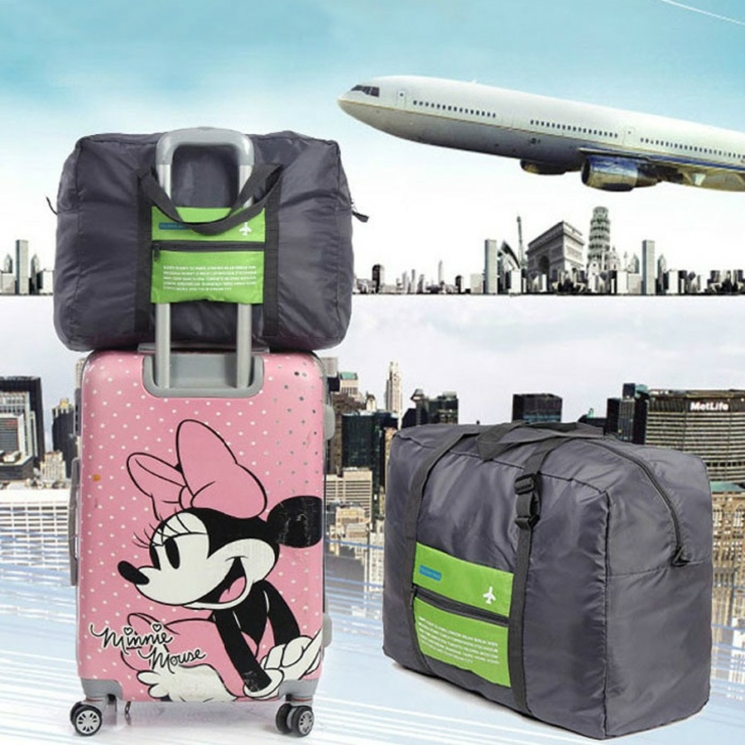 Összehajtható utazótáska fedélzeti méret zöld színben