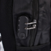 Számzáras fedélzeti méretű laptophátizsák USB töltővel