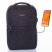 Fedélzeti méretű laptophátizsák  USB csatlakozóval