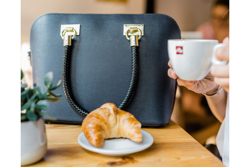 1 táska. 3 szett. 3 alkalom